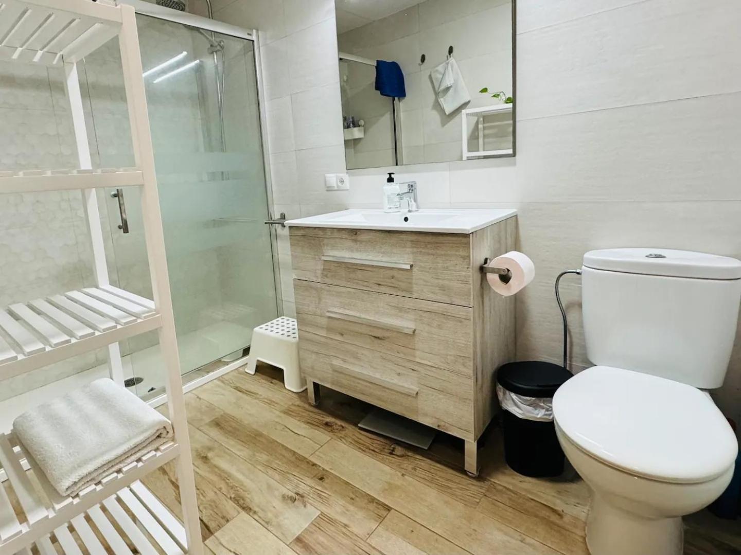 Alex Bed & Breakfast - Your Home Away Including Breakfast - In A Real Home Fuengirola Room photo