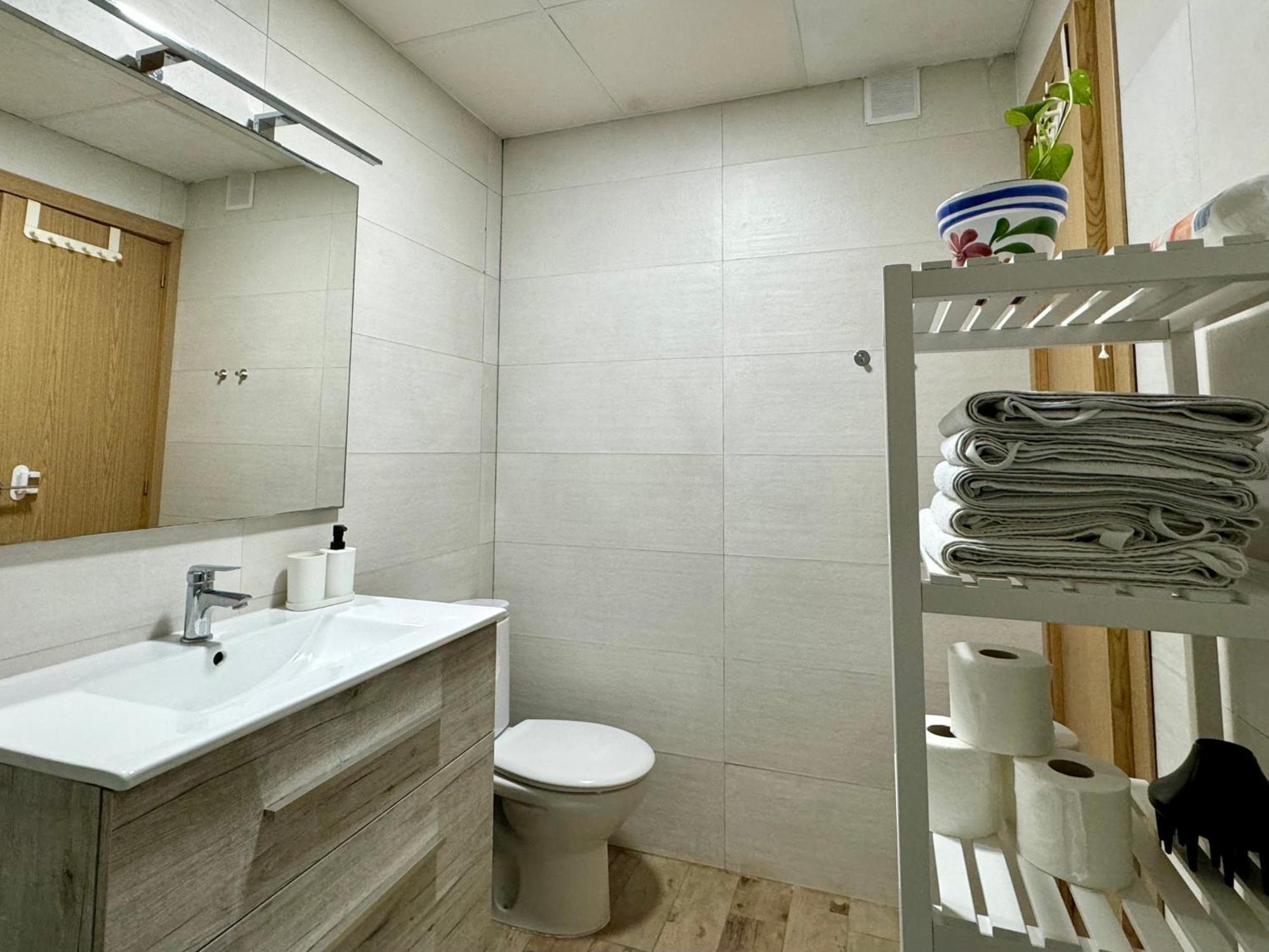 Alex Bed & Breakfast - Your Home Away Including Breakfast - In A Real Home Fuengirola Exterior photo