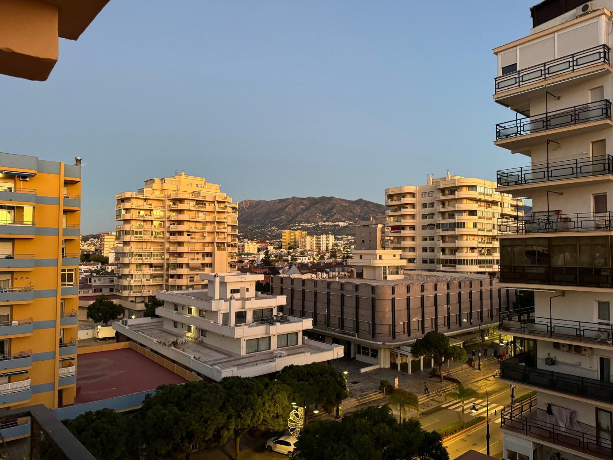 Alex Bed & Breakfast - Your Home Away Including Breakfast - In A Real Home Fuengirola Exterior photo
